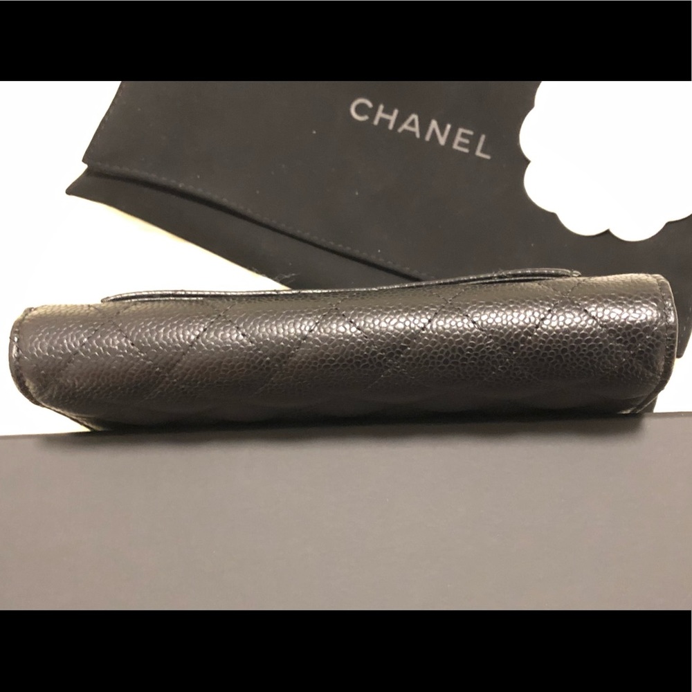 Chanel Wallet (Free Dior lip glow) - Picture 16 of 16